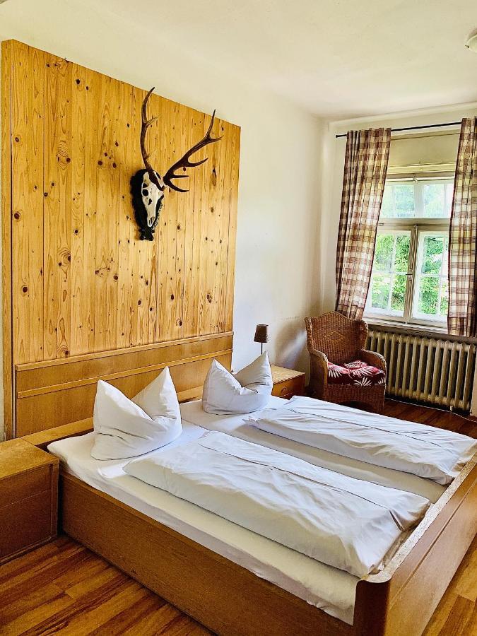 Gaestehaus Hohe Tannen การ์มิช-พาร์เทนเคียร์เชน ภายนอก รูปภาพ