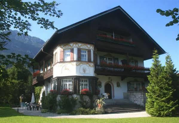 Gastehaus Hohe Tannen Hotel การ์มิช-พาร์เทนเคียร์เชน ภายนอก รูปภาพ