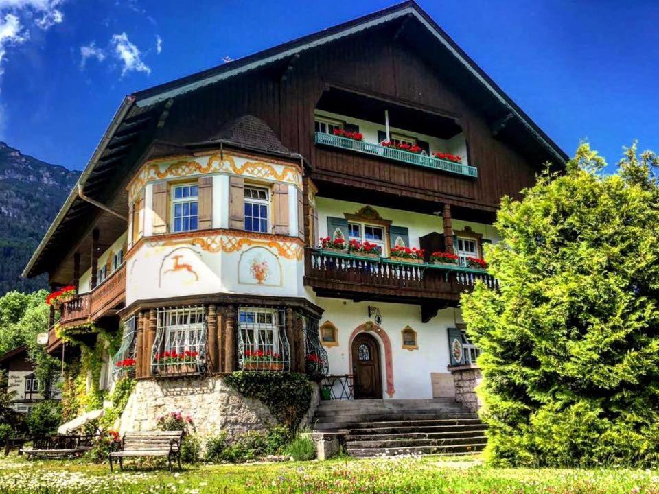 Gastehaus Hohe Tannen Hotel การ์มิช-พาร์เทนเคียร์เชน ภายนอก รูปภาพ