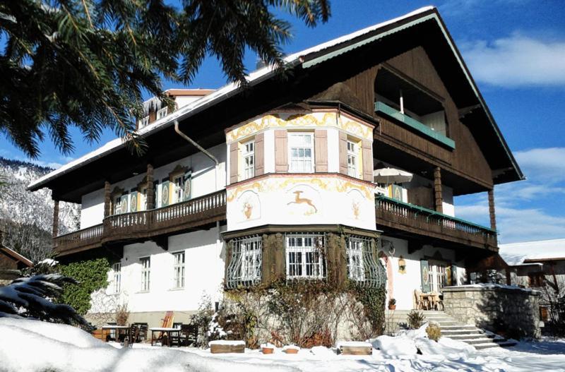 Gaestehaus Hohe Tannen การ์มิช-พาร์เทนเคียร์เชน ภายนอก รูปภาพ